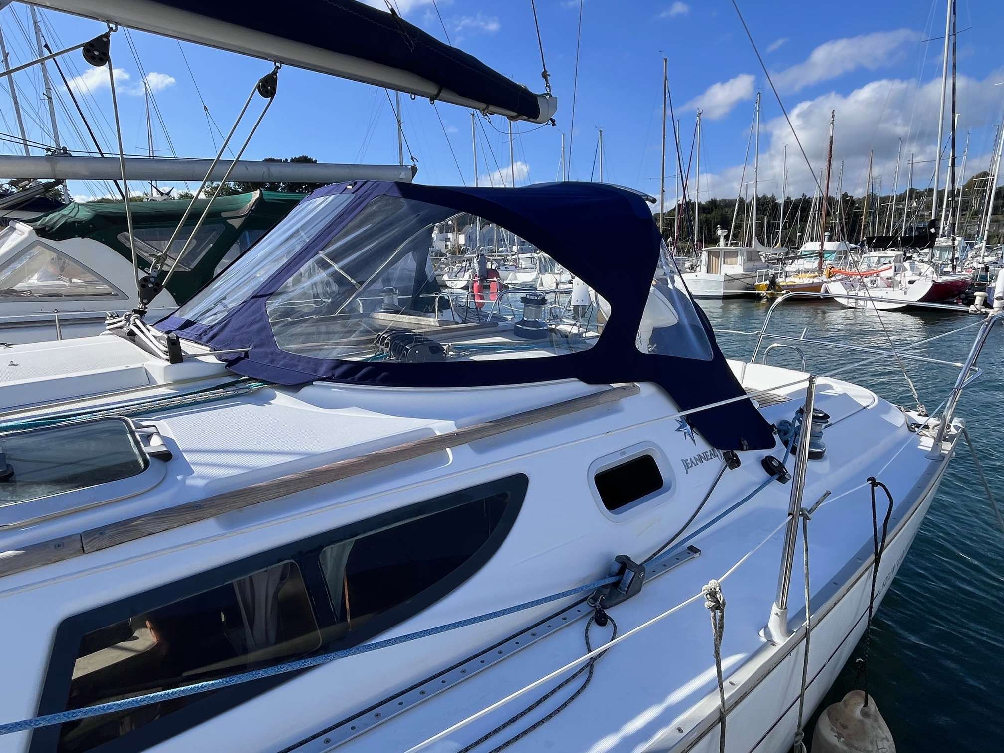 slider 4 Jeanneau Sun Odyssey 35